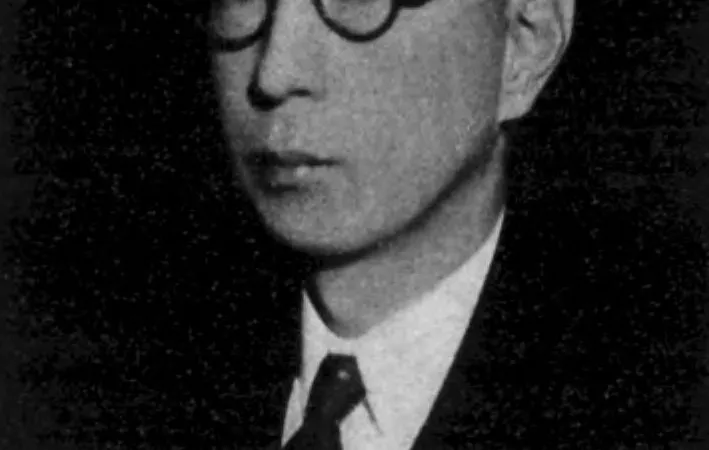 九鬼周造の哲学を距離と偶然から読む